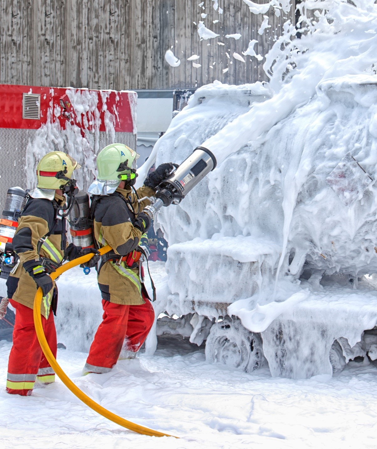 fire foam spray